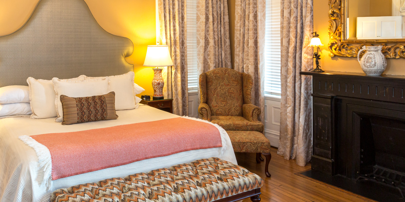 Guest Rooms at our Historic Savannah Bed and Breakfast