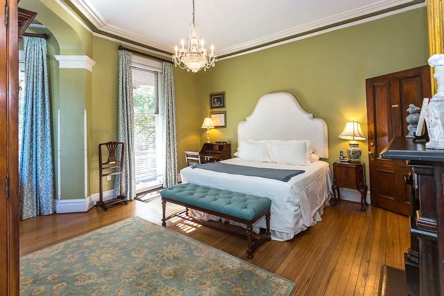 Guest Rooms at our Historic Savannah Bed and Breakfast